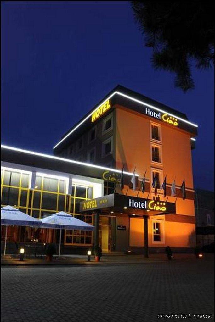 Hotel Ciao Târgu-Mureş Exterior foto