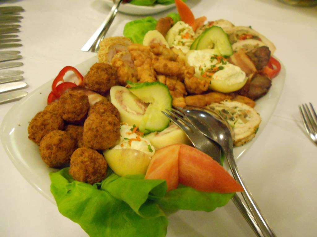 Hotel Ciao Târgu-Mureş Restaurant foto