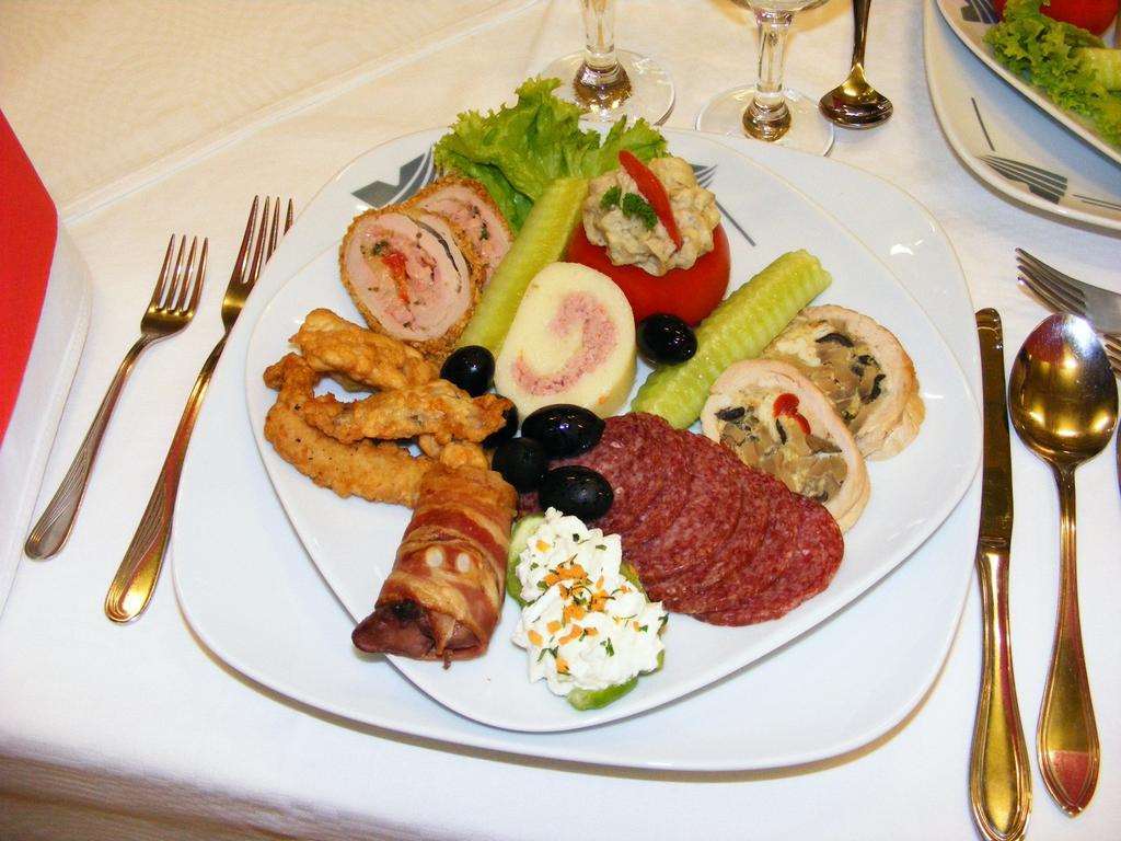 Hotel Ciao Târgu-Mureş Restaurant foto